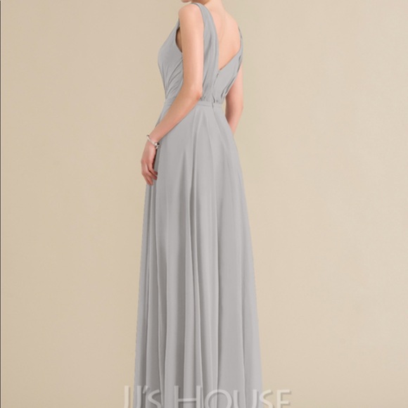 Bridesmaids Dress in Silver size 10 (size 6 normally) - Picture 2 of 4